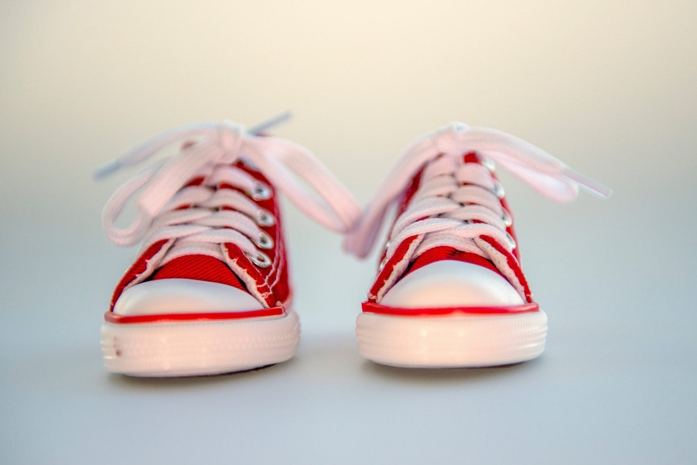 Jakie obuwie warto wybrać dla dziecka po domu i do przedszkola?