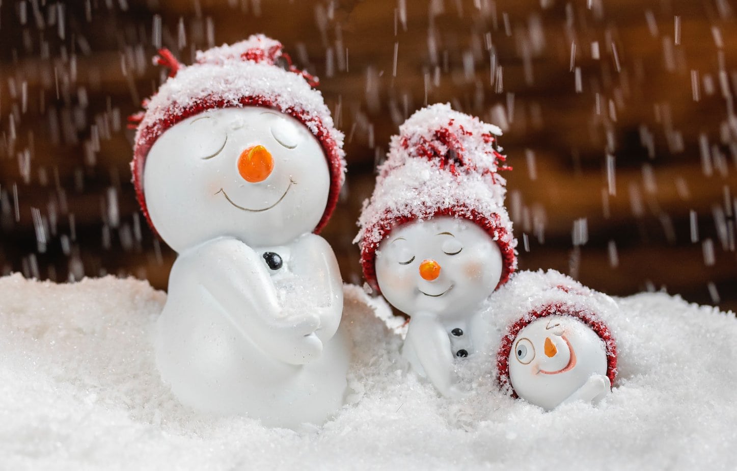 Zimowe zabawy dla najmłodszych – poznaj nasze pomysły!